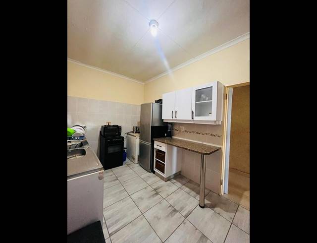 4 BEDROOM PROPERTY TO RENT IN SEA PARK